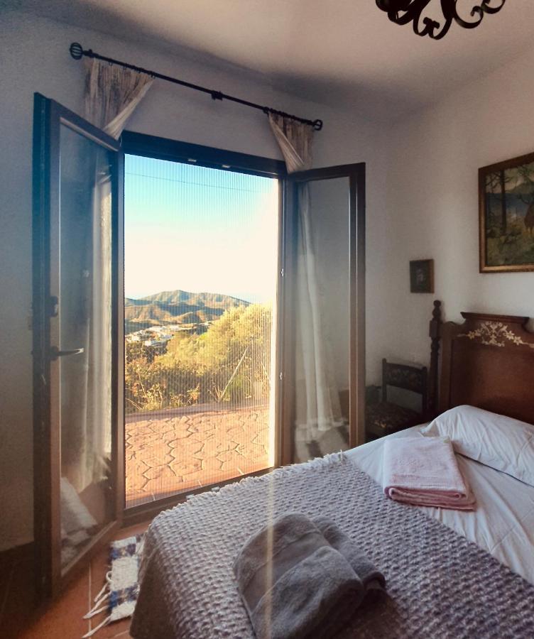 En-Suite Bedroom With Private Entrance At Casa Sofija Sedella Eksteriør bilde